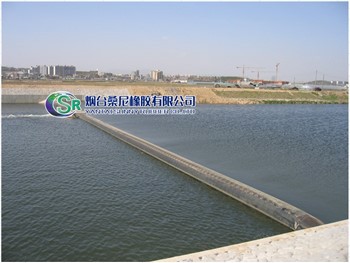 Weir tal-gomma li jintefħu Mimli bl-Ajru