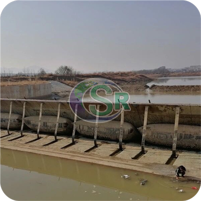 Diga tal-bieb tal-azzar bil-bużżieqa tal-arja EPDM